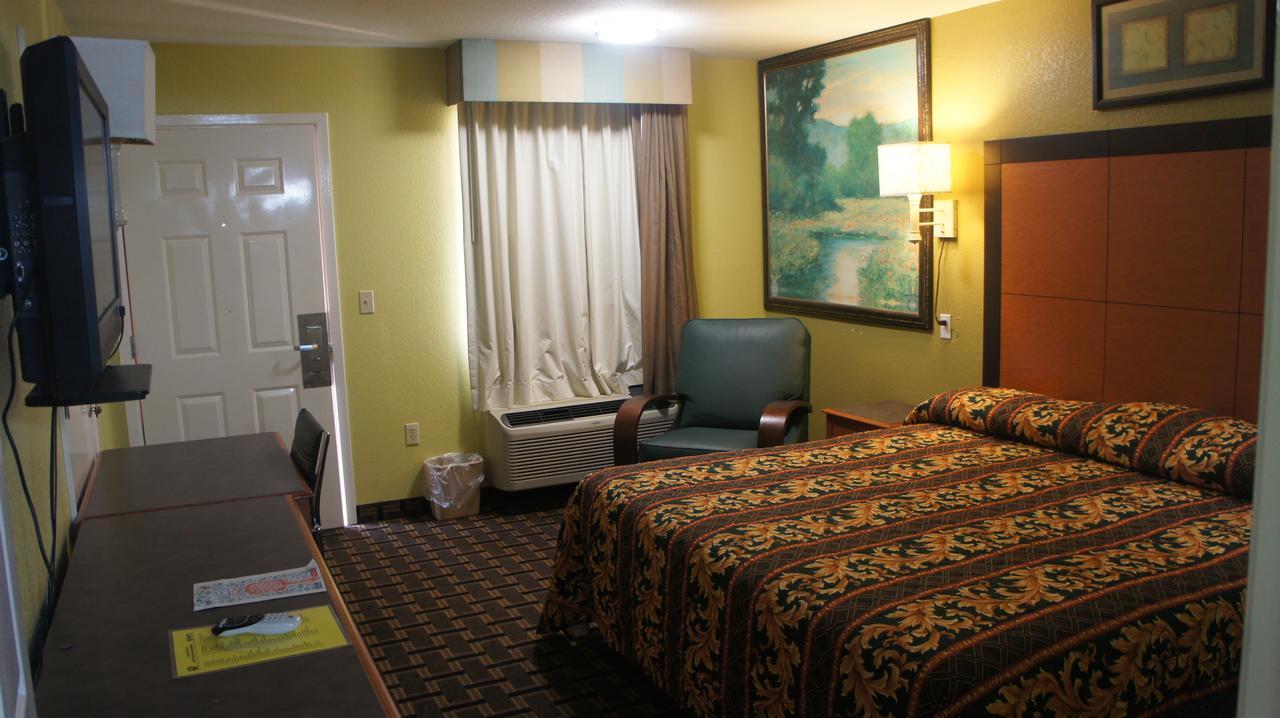 Regency Inn Taylor Bagian luar foto